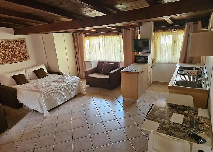 Monolocale Loft Ristrutturato- Metro Manzoni